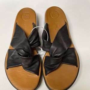 Paul green Supersoft pebble leather sandals Sz 9
